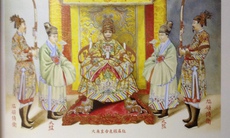 Đại lễ phục Việt Nam thời Nguyễn 1802 - 1945: Gấm vóc Hoàng triều Nguyễn