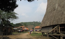 Từ văn hóa Tây Nguyên, nghĩ về trung tâm và ngoại vi