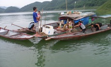 Mưu sinh trên dòng Đà giang