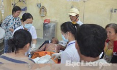 Công nhân điện lực “bốc cháy” trên cột điện
