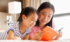 8 cách giúp con bạn đọc sách thông minh hơn
