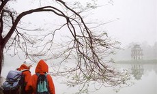 Hà Nội đón gió mùa Đông Bắc, trời se lạnh về đêm