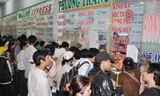 Lại căng thẳng vì vé tàu, xe