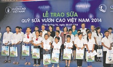 Quỹ sữa “Vươn cao Việt Nam” đến với trẻ em Quảng Trị