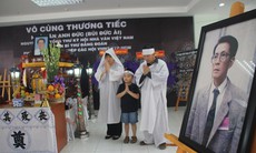 Đồng nghiệp, bạn bè  viếng nhà văn Anh Đức