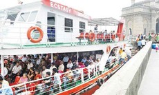 Lật tàu du lịch, 21 người chết