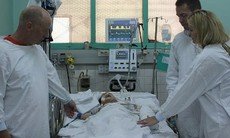 Chiếc máy thở và... tình người không biên giới