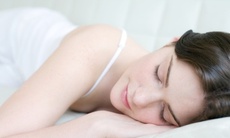 Ngủ hay mê có phải yếu tim?