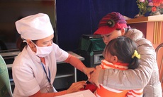 Lào Cai đã có trên 13.000 trẻ được tiêm vắc xin Sởi- Rubella