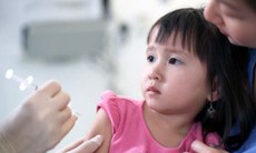 Tìm ra nguyên nhân gây sốt co giật ở trẻ sau khi tiêm vaccin 3 trong 1
