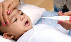 Trẻ bị sốt cao có nên tự ý dùng thuốc chống co giật?