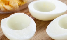 Tác dụng phụ không ngờ của lòng trắng trứng
