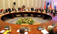 Iran muốn các biện pháp trừng phạt được dỡ bỏ vào cuối năm nay