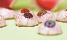 Chế tạo mắt bằng máy in 3D
