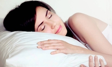 Cách giảm nhiệt và ngủ ngon trong ngày nóng