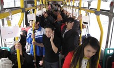 Tái mặt những tình huống quấy rối tình dục trên xe buýt