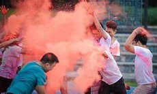 Chơi chọi bột màu, coi chừng lãnh độc tố