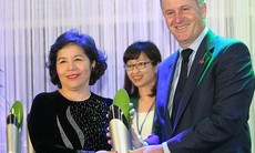 Thủ tướng New Zealand trực tiếp trao giải thưởng New Zealand Asean cho bà Mai Kiều Liên