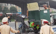 Hà Nội: Thu giữ hàng loạt xe máy cũ nát chạy trên đường