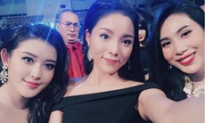 Khi sao Việt cũng đăng ảnh theo phương châm "facebook ai người đó đẹp"