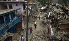 Lại động đất tiếp ở Nepal