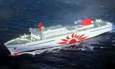 Phà biển Nhật Bản bốc cháy, gần 100 người sơ tán