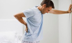 Mỏi lưng, đau khớp gối, dấu hiệu bệnh gì?
