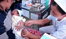 Mẹ bị viêm gan B: 90% lây nhiễm sang con