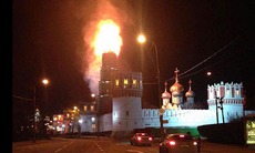 Cháy tháp chuông cao 72m ở Moscow