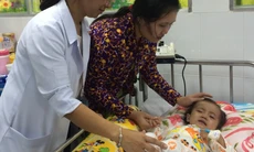 Phẫu thuật cứu sống hai chị em ruột bị tim bẩm sinh phức tạp