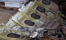 Indonesia cân nhắc vớt nạn nhân hay vớt cả thân máy bay QZ8501