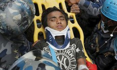 Phép lạ Nepal: Cậu bé 15 tuổi còn sống sau 5 ngày mắc kẹt