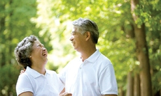 Người cao tuổi chia sẻ bí quyết sống khỏe