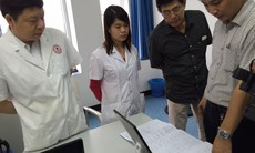 Tước chứng chỉ hành nghề của hai bác sĩ người Trung Quốc