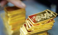 Giá vàng đồng loạt tăng vọt phiên sáng nay