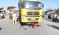 TT Huế: Tai nạn giao thông nghiêm trọng, 3 bố con thương vong