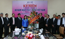 Trị bệnh cứu người là lẽ sống của thầy thuốc