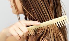 7 thói quen vô tình gây hại cho tóc
