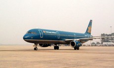 Máy bay Vietnam Airlines hạ cánh khẩn cấp vì cảnh báo nhiệt độ cao