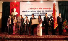 Viện Sốt rét - Ký sinh trùng - Côn trùng Trung ương đón nhận Huân chương Độc lập hạng Nhất