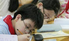 Cải thiện và phòng tránh tật khúc xạ ở trẻ em