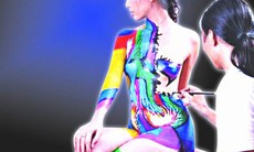 Nghệ thuật body painting, đẹp hay dung tục?