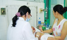 Nội soi gắp dị vật trong thực quản bệnh nhi tim