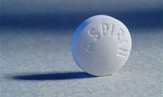Aspirin làm giảm kích thước khối ung thư phổi và ruột kết