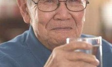 Hạn chế đi tiểu đêm ở người cao tuổi, cách gì?