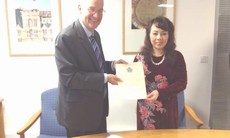 ĐH Oxford mời Bộ trưởng Nguyễn Thị Kim Tiến thỉnh giảng