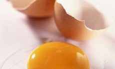 10 công thức dưỡng nhan với trứng