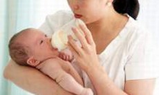 Phòng ngừa dị ứng sữa ở trẻ sơ sinh