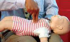 Cấp cứu trẻ sặc sữa, sặc bột