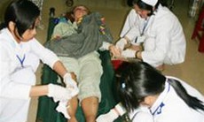 Xe của đoàn du khách Nga bị lật, 10 người chết 